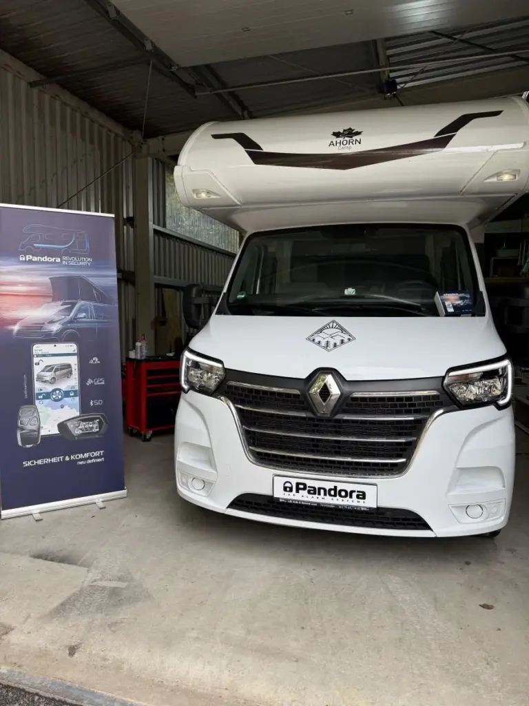 Ahorn Camp Canada Alkoven Wohnmobil; Pandora Camper V3; Basis Renault Master 3 2024